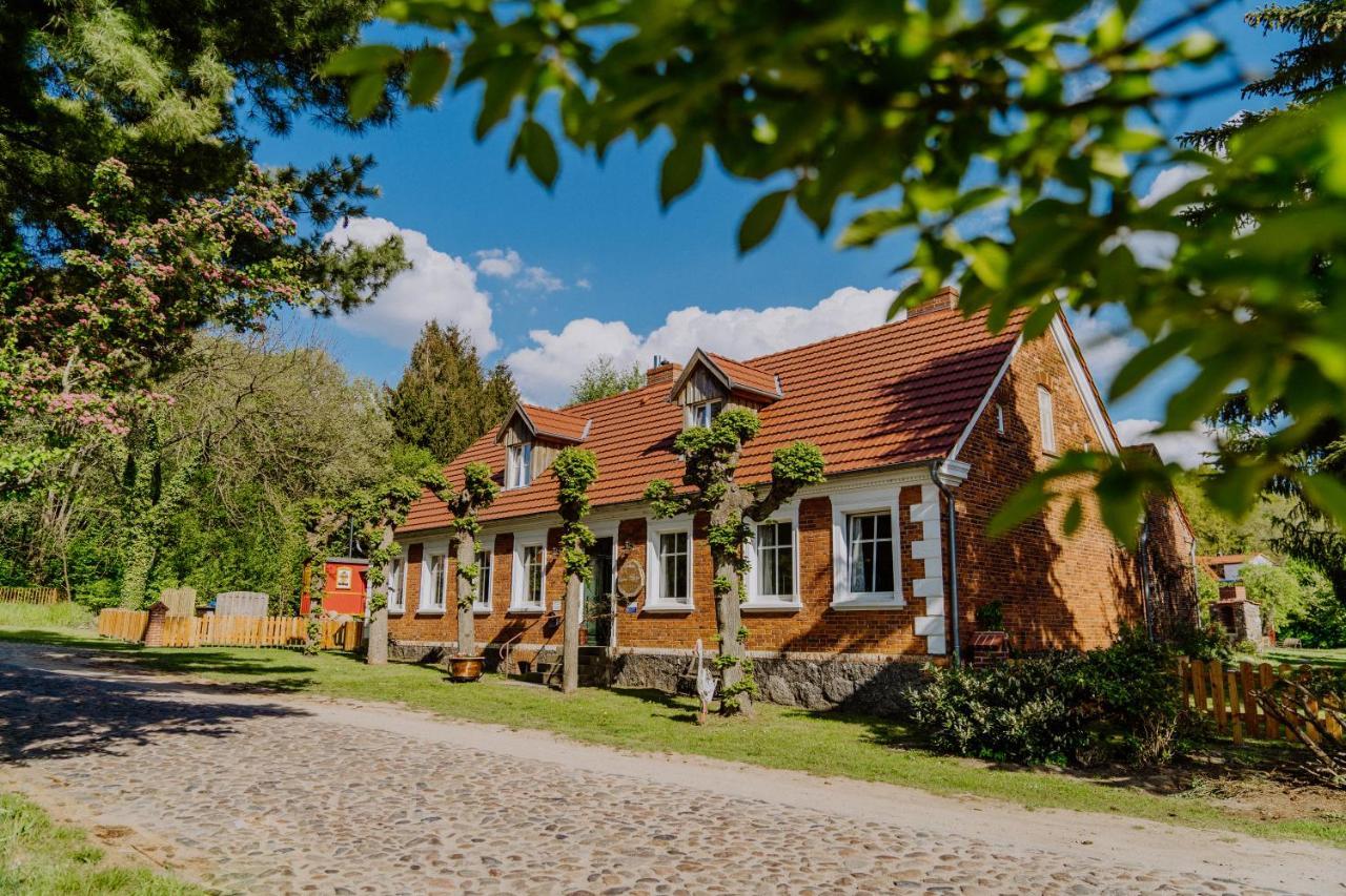 Landhaus Goldene Gans Gross Pankow  Eksteriør billede